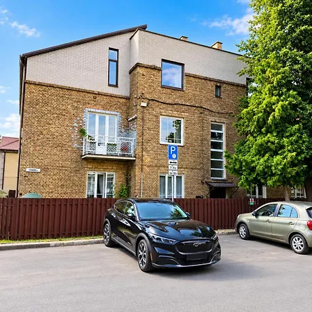 Duplex Apartment *